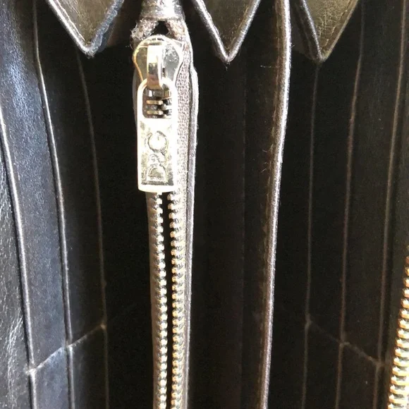Dolce & Gabbana Leather Continental Wallet - Picture 8 of 11